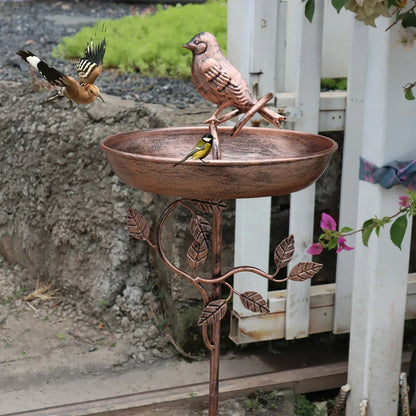 Gartenvogeltränke mit Deko-Schale und stabilem Spieß | Voglia