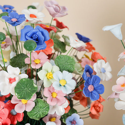 Handgefertigte Keramikblumen – 9er Set