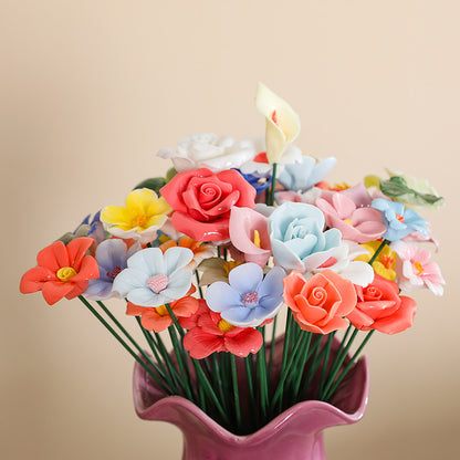 Handgefertigte Keramikblumen – 9er Set