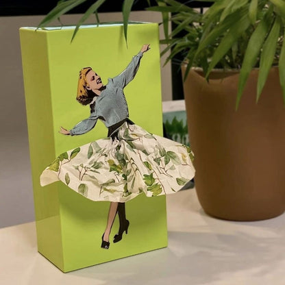 Flying Skirt Taschentuchbox