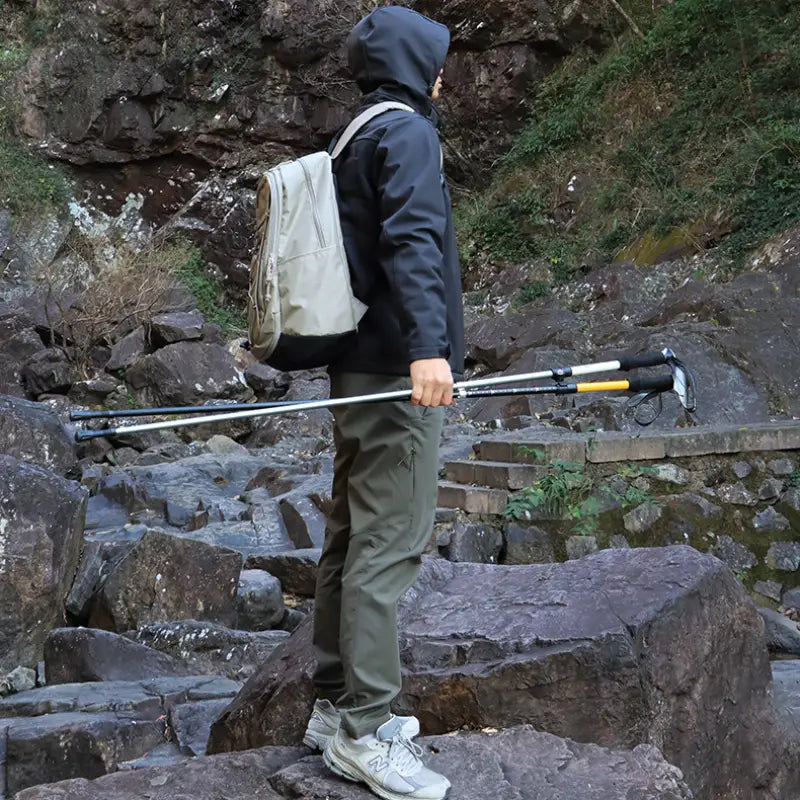 Faltbarer Aluminium-Wanderstock – 270g ultra leicht, höhenverstellbar, mit Schneeteller