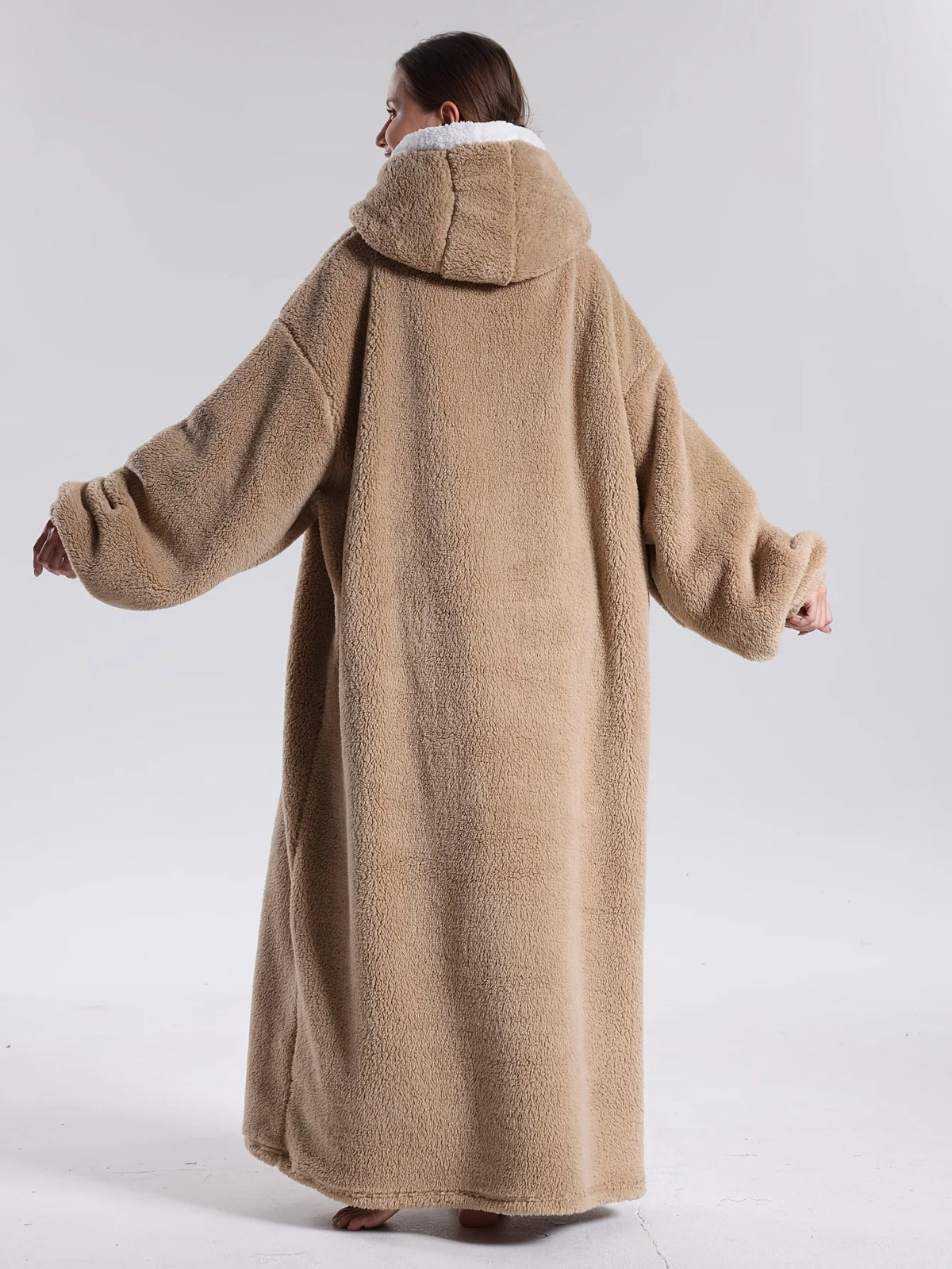 Oversized Hoodie Decke mit Kapuze | WärmeHood – image 12